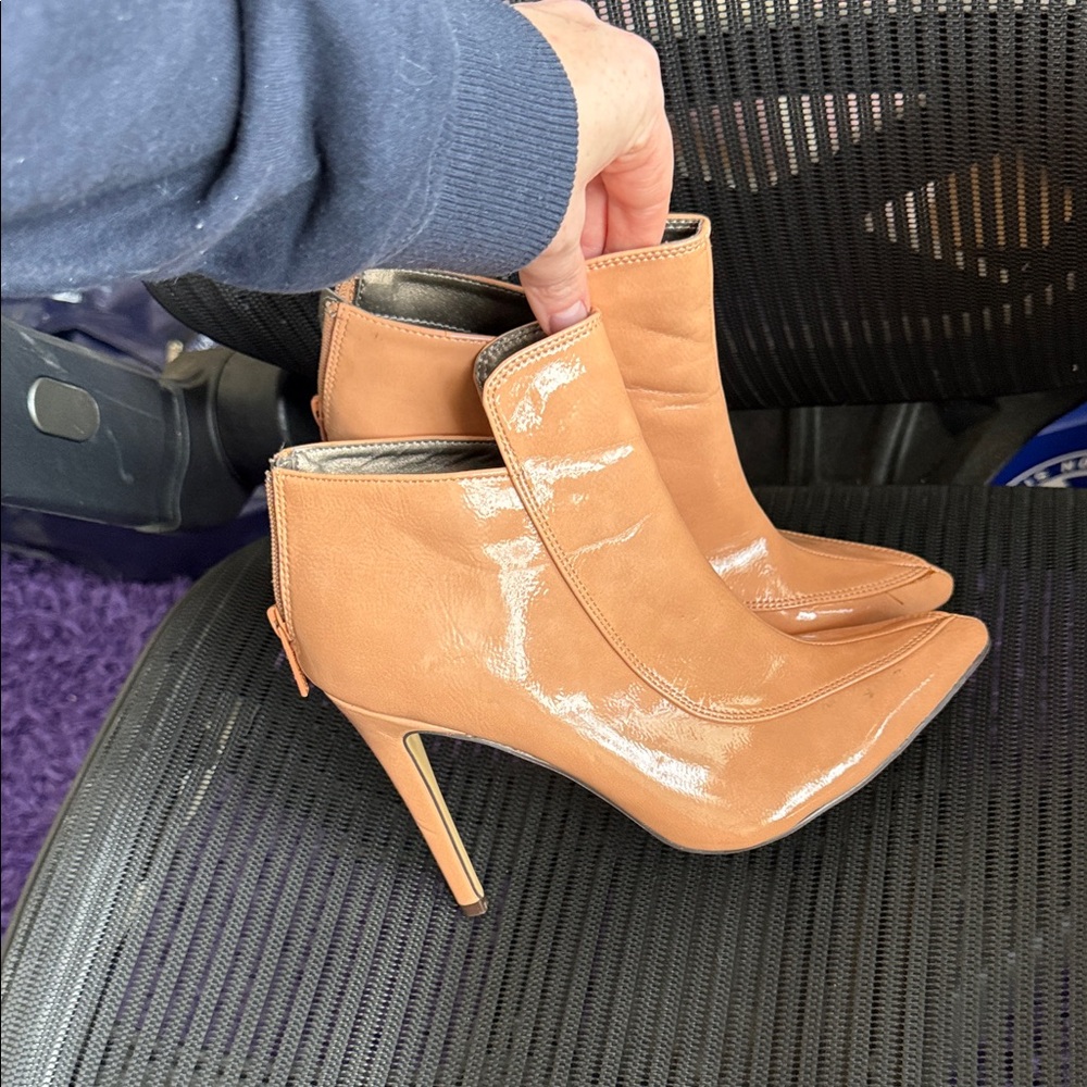 Elegant Tan/orangeish/coral High Heel Ankle Boots